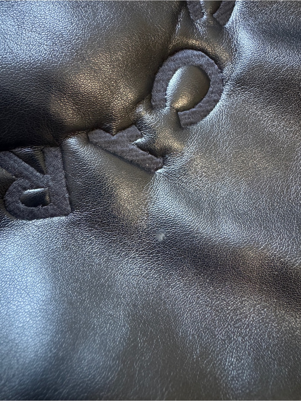 Stella McCartney Black Padded Circular Logo Shoulder Bag - Picture 15 of 16